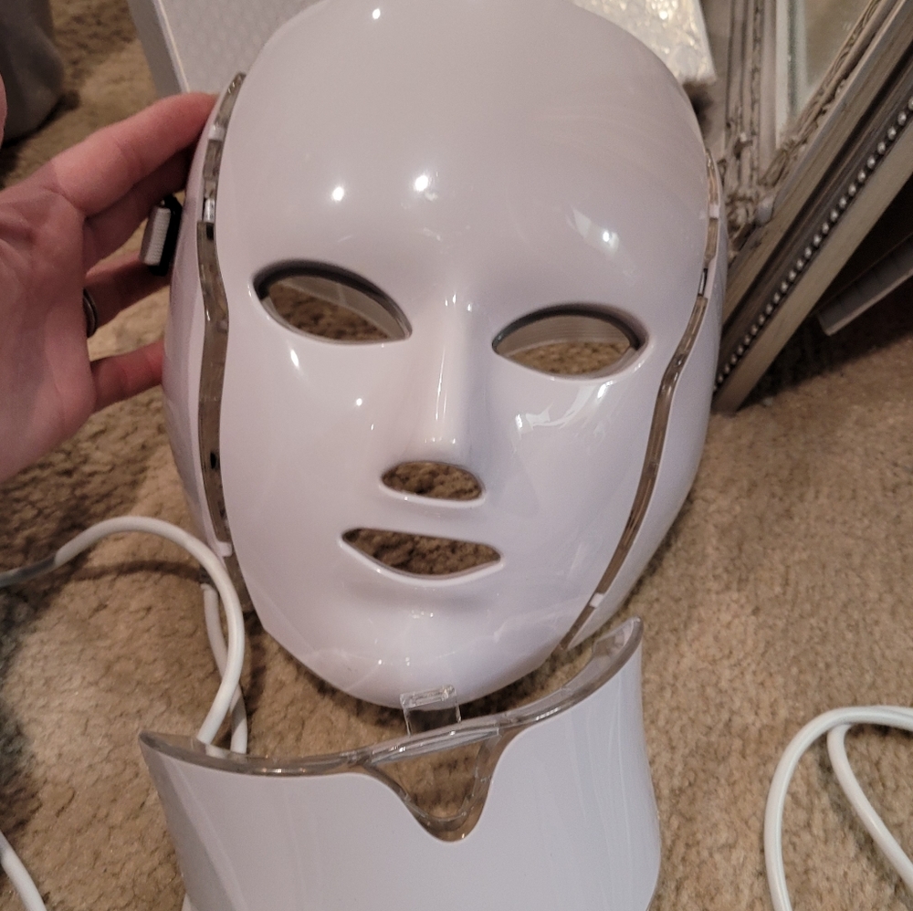 LED mask/FINAL PRICE DROP